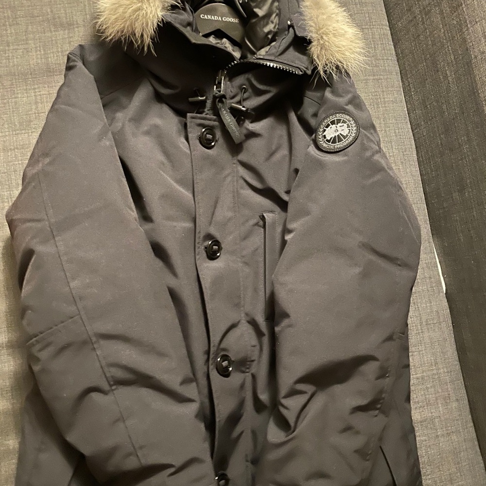 Canada Goose Chateau Parka Black Label BN wTags XL